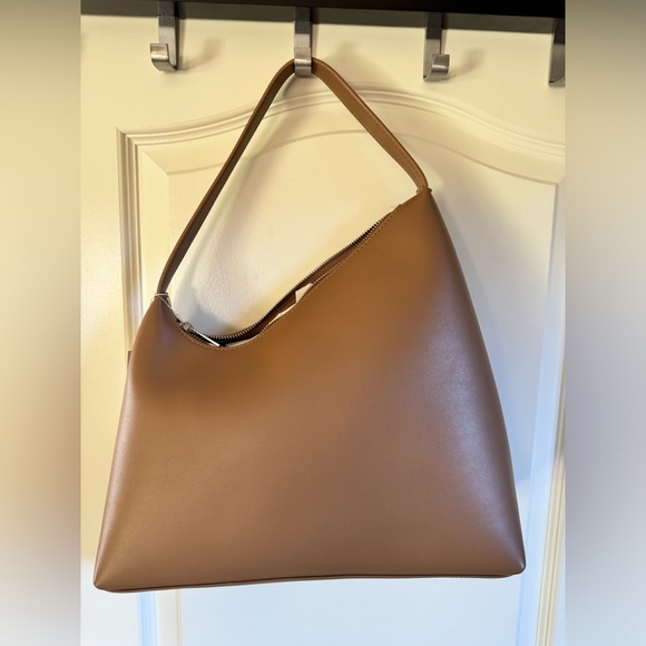 Street Level Viral Asymmetrical Shoulder Bag - Picture 2 of 2